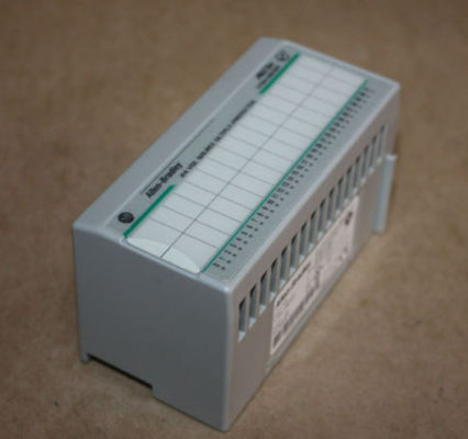 1794-OB32P Allen Bradley Flex I/O وحدة الخروج المنفصلة المحمية إلكترونياً