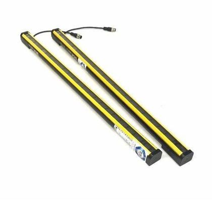 العناصر العرضية LED بدقة 30 ملم في SICK C4C-EA06030A10000 الحواجز الأمنية غير المادية