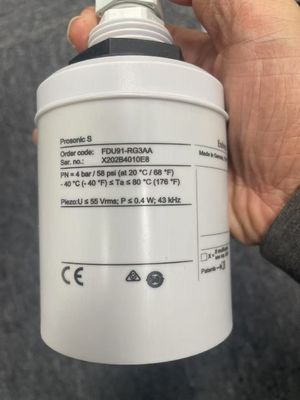 جهاز استشعار بالموجات فوق الصوتية Endress Hauser FDU91-RGZAA لقياس المستوى والجريان للاتصال بـ FMU9x