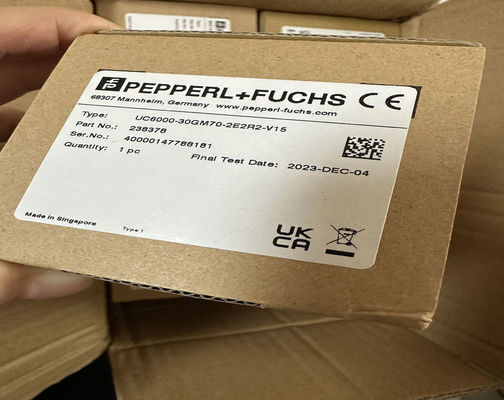 مستشعر فوق صوتي متين P F UC6000-30GM70-2E2R2-V15 مع شهادة ATEX وعدد نبضات أقصى 5000