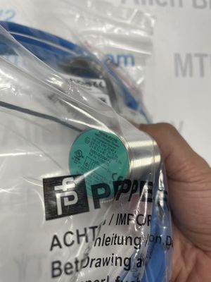 مستشعر حثي P&F NJ10-30GM-N تيار 0 ... 20 مللي أمبير وتردد تبديل 0 ... 200 هرتز للتطبيقات الصناعية