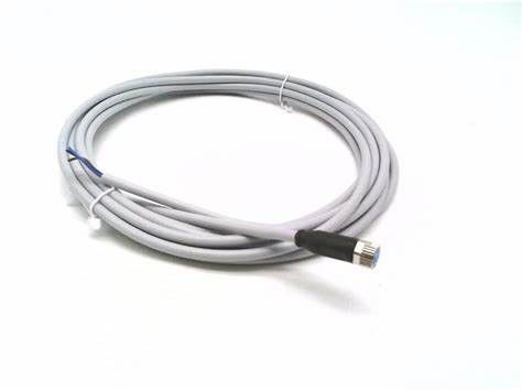 أطراف IP20 EN 60529 SICK YF8U14-050VA3XLEAX كابل مستشعر/مشغل مع استهلاك تيار 40 مللي أمبير