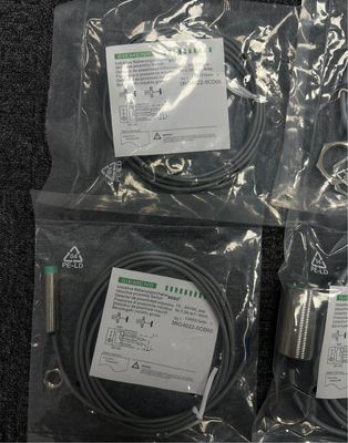 مفتاح حثي Siemens 3RG4014-0CD00 مع حماية دخول IP66/67 ونطاق قياس أقصى يبلغ 1300 ملي بار 522 بوصة ماء
