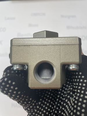 صمام عادم سريع SMC AQ3000-03 كفاءة محسنة مع عناصر عرض LED