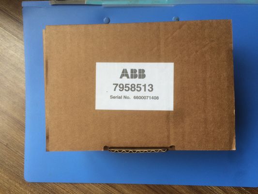 وحدة تحويل ABB IP 7958510 مع بروتوكول الاتصال HART