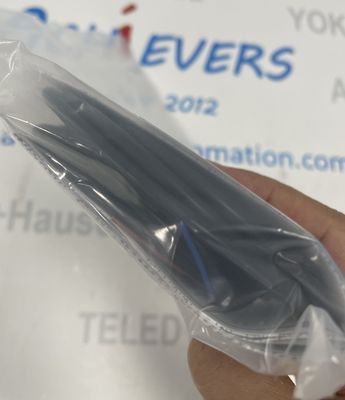 أومرون E3Z-T61 2M جهاز استشعار ضوئي مضغوط 1 × منفذ اتصال DVI-D للصناعات الصناعية