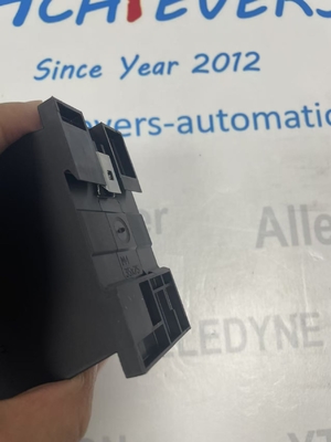 Eaton DIL M25-10C وحدة تركيب مساعد موصل المنتج الوزن 84 جرام 10 بار ضغط المنتج