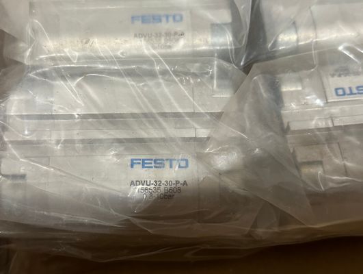 أسطوانة Festo Compact ADVU-32-30-P-A
