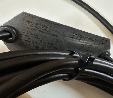 Endress Hauser FMX21-1CE62/0 جهاز نقل مستوى هيدروستاتيكي مع خلية قياس سيراميكية