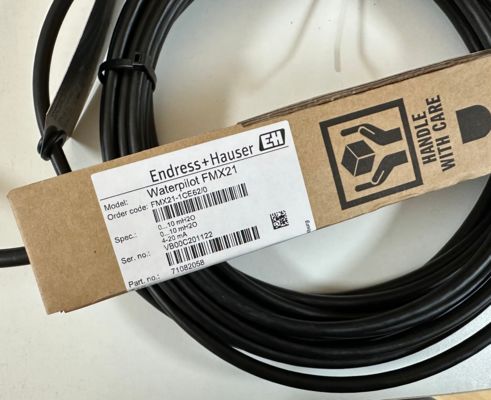 Endress Hauser FMX21-1CE62/0 جهاز نقل مستوى هيدروستاتيكي مع خلية قياس سيراميكية