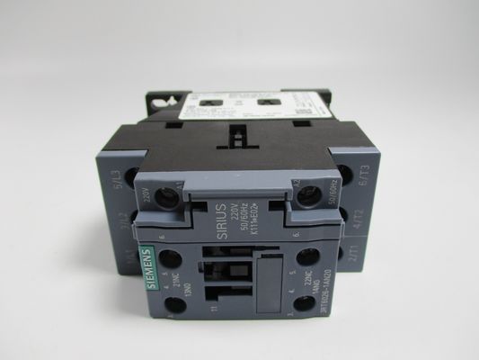 SIEMENS 3RT6026-1AM00 high-performance 3-pole AC contactor