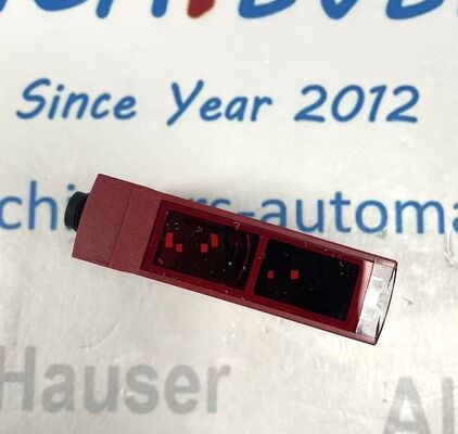 جهاز استشعار ضوئي كهربائي عالية الدقة من Leuz HT46CI4P-M12