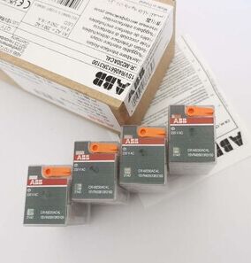 جهاز حماية من زيادة التيار من ABB طراز 1SVR405613R3100