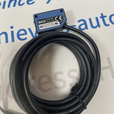 SICK WT100-2P1439 هو جهاز استشعار ضوئي صغير عالي الأداء