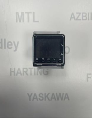 أومرون E5CC-QX2A M-800 جهاز تحكم في درجة الحرارة PID مع 16 مخرجات رقمية 0.4 كجم