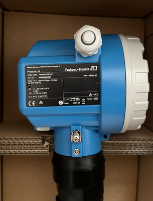 جهاز إرسال مستوى بالموجات فوق الصوتية E+H FMU40-ARB1A2 Prosonic M