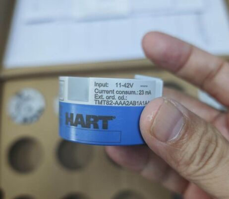 جهاز إرسال درجة الحرارة E+H TMT82-1020321 لأدوات العمليات الصناعية